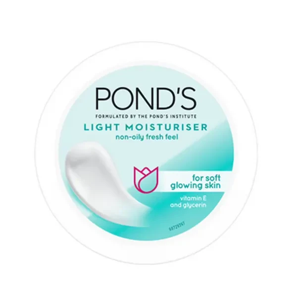 Ponds Light Moisturiser Non Oily Fresh Cream - 100ml
